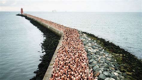 pictures of women in the nude|The Naked World of Spencer Tunick